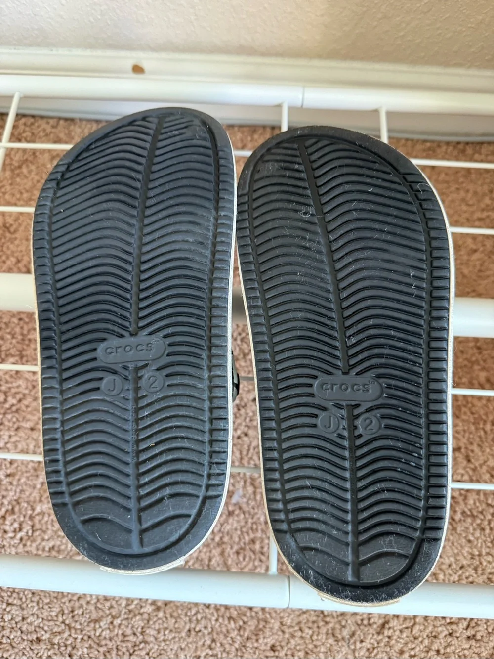 CROCS Kids' Camo Slip-On Clog - Gray & Black